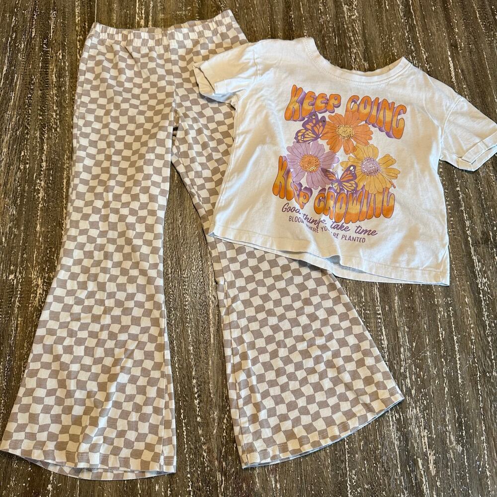 Messy Bun Just Chillin 2-Piece Set T-Shirt Flare Pants Checkered Girls Size 8